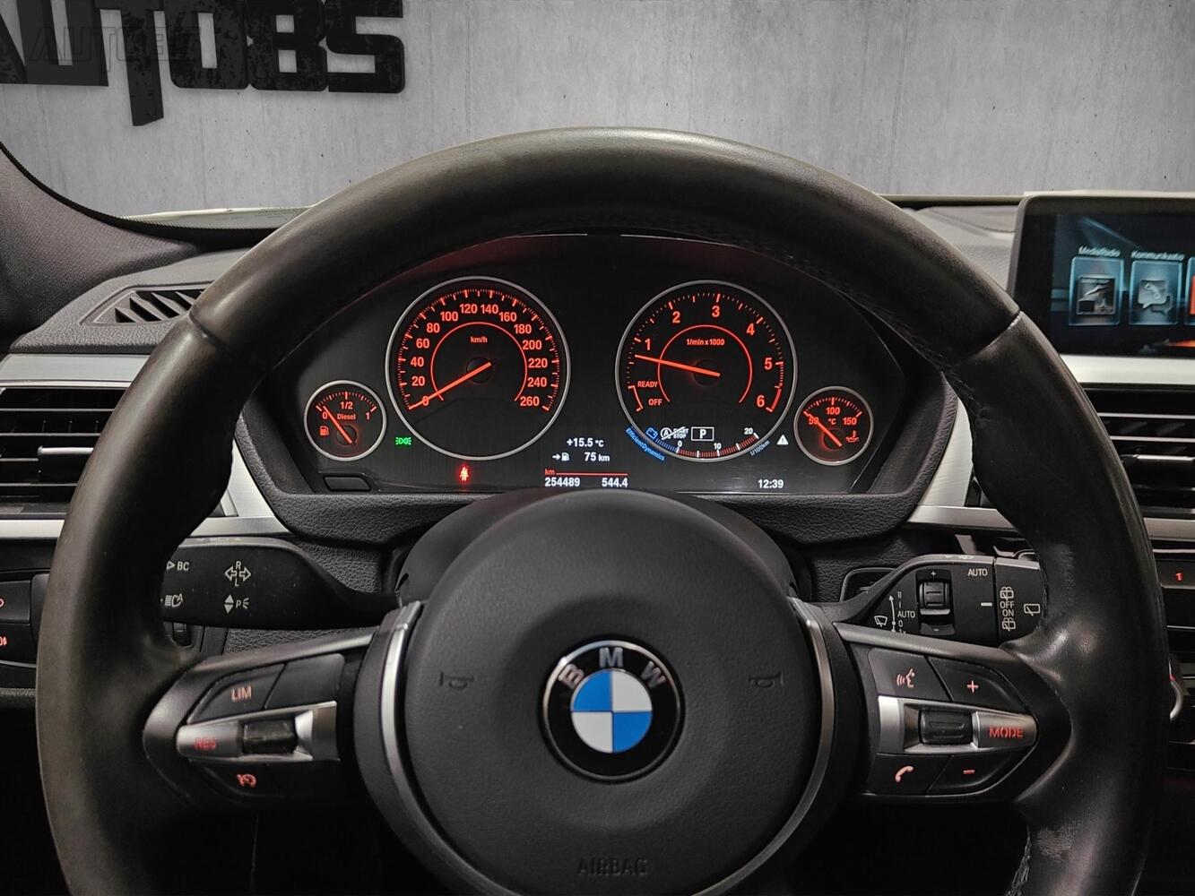 BMW 330 vaihtoauto