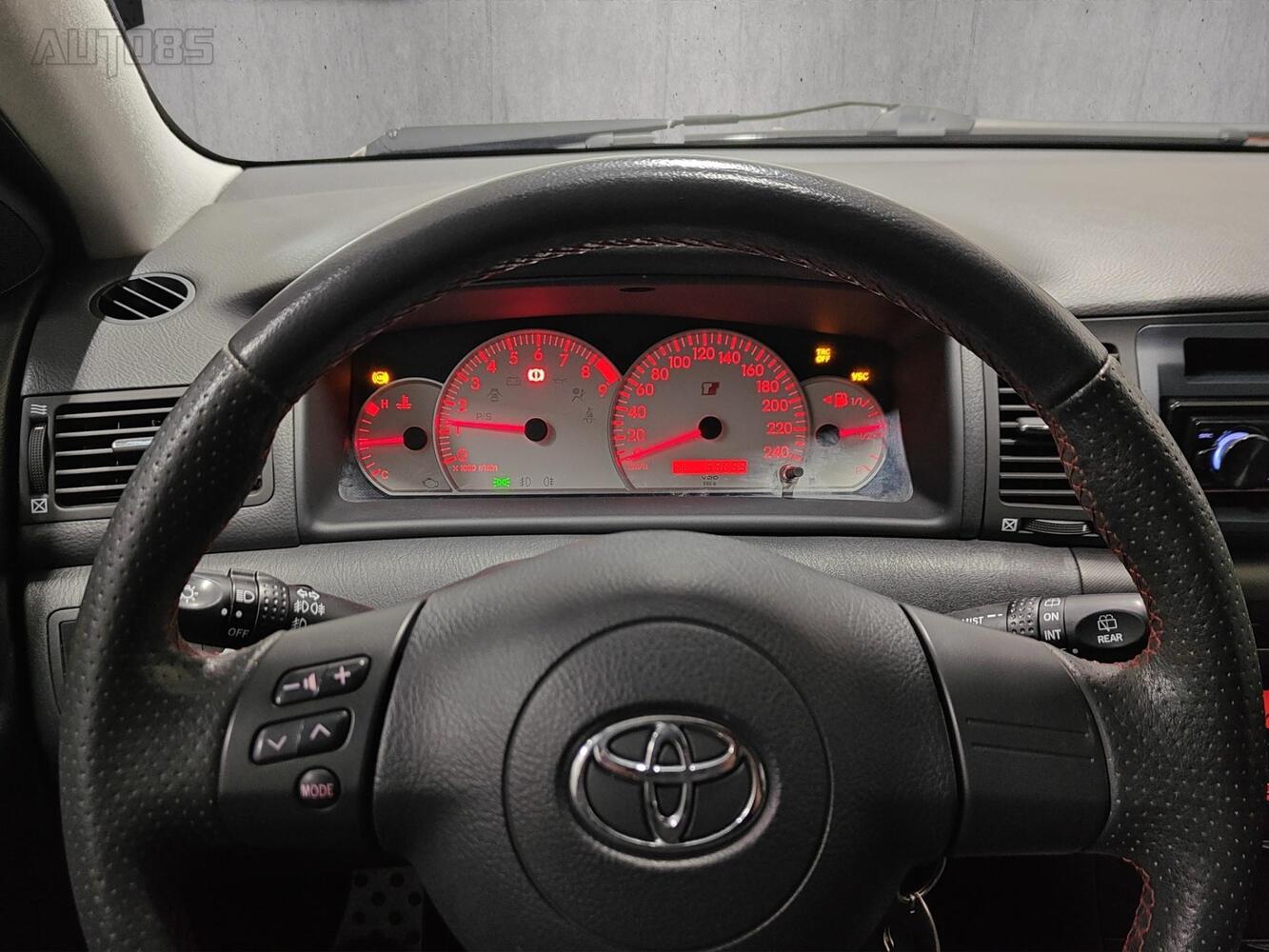 Toyota Corolla vaihtoauto