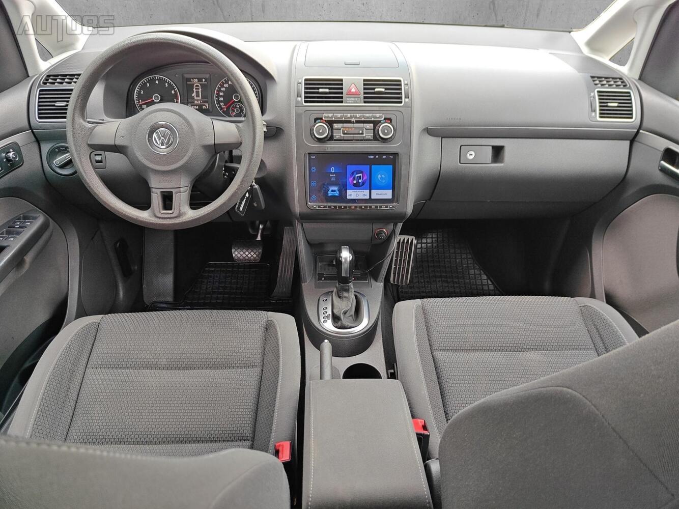 Volkswagen Touran vaihtoauto