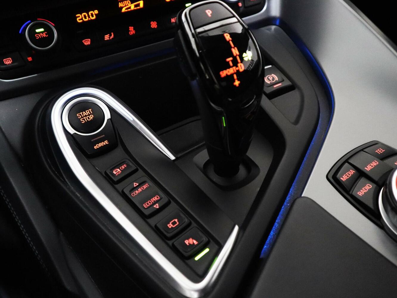 BMW i8 vaihtoauto