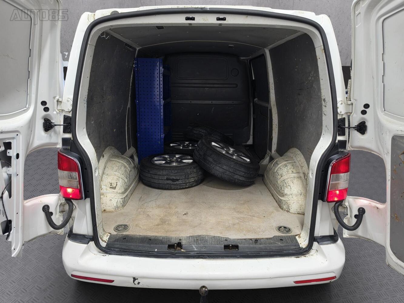 Volkswagen Transporter vaihtoauto