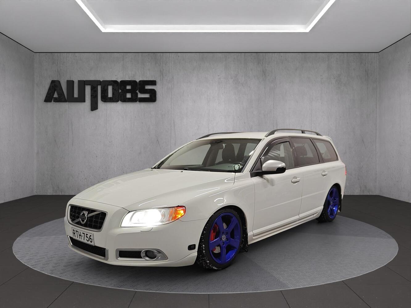 Volvo V70 vaihtoauto