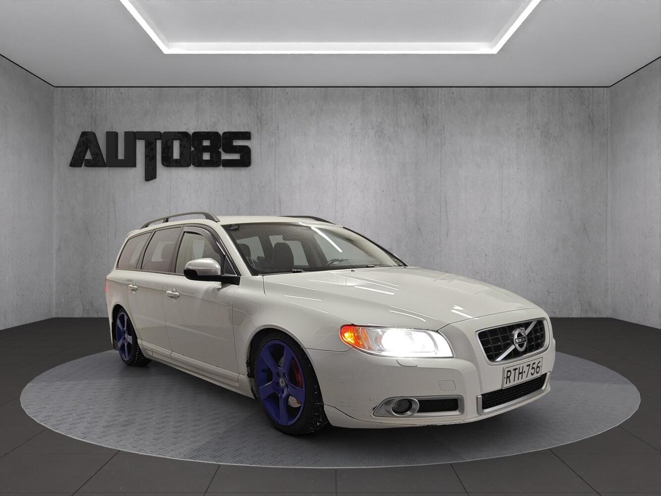 Volvo V70 vaihtoauto