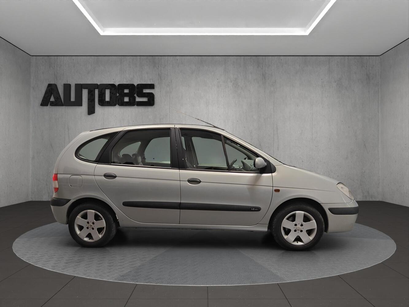 Renault Scénic vaihtoauto