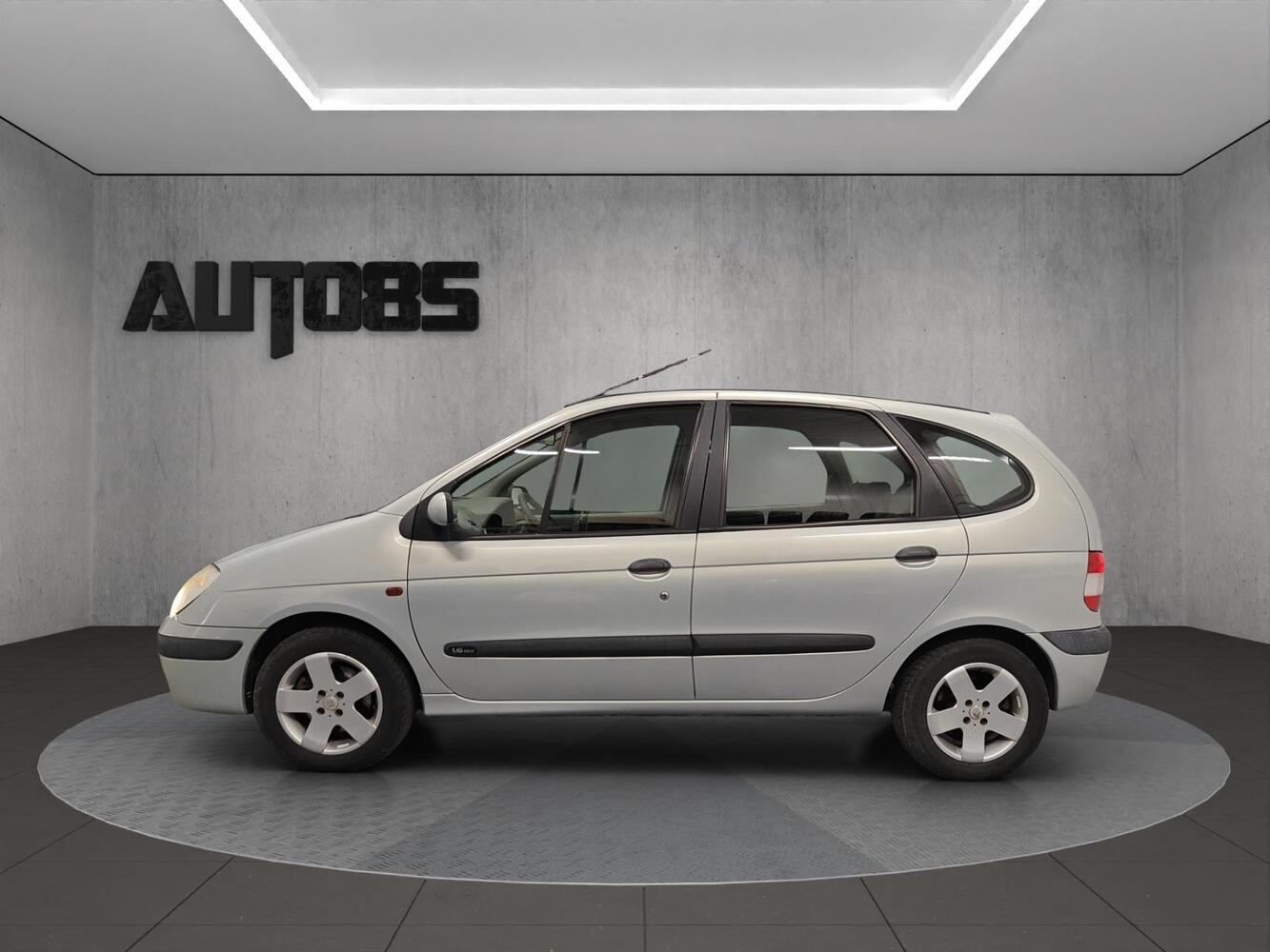 Renault Scénic vaihtoauto