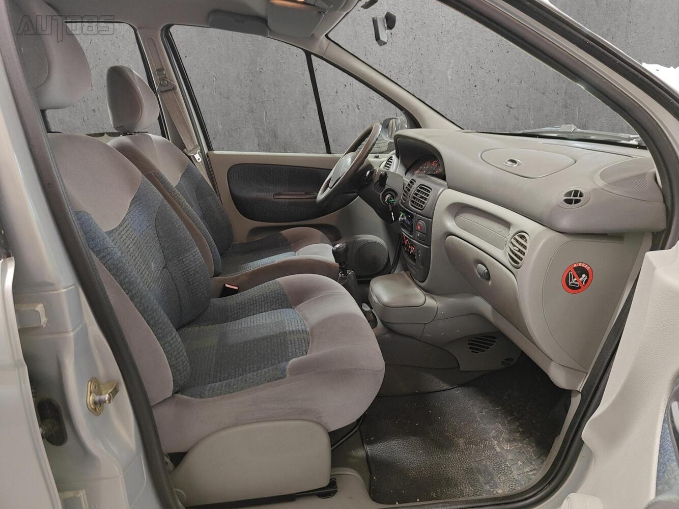 Renault Scénic vaihtoauto