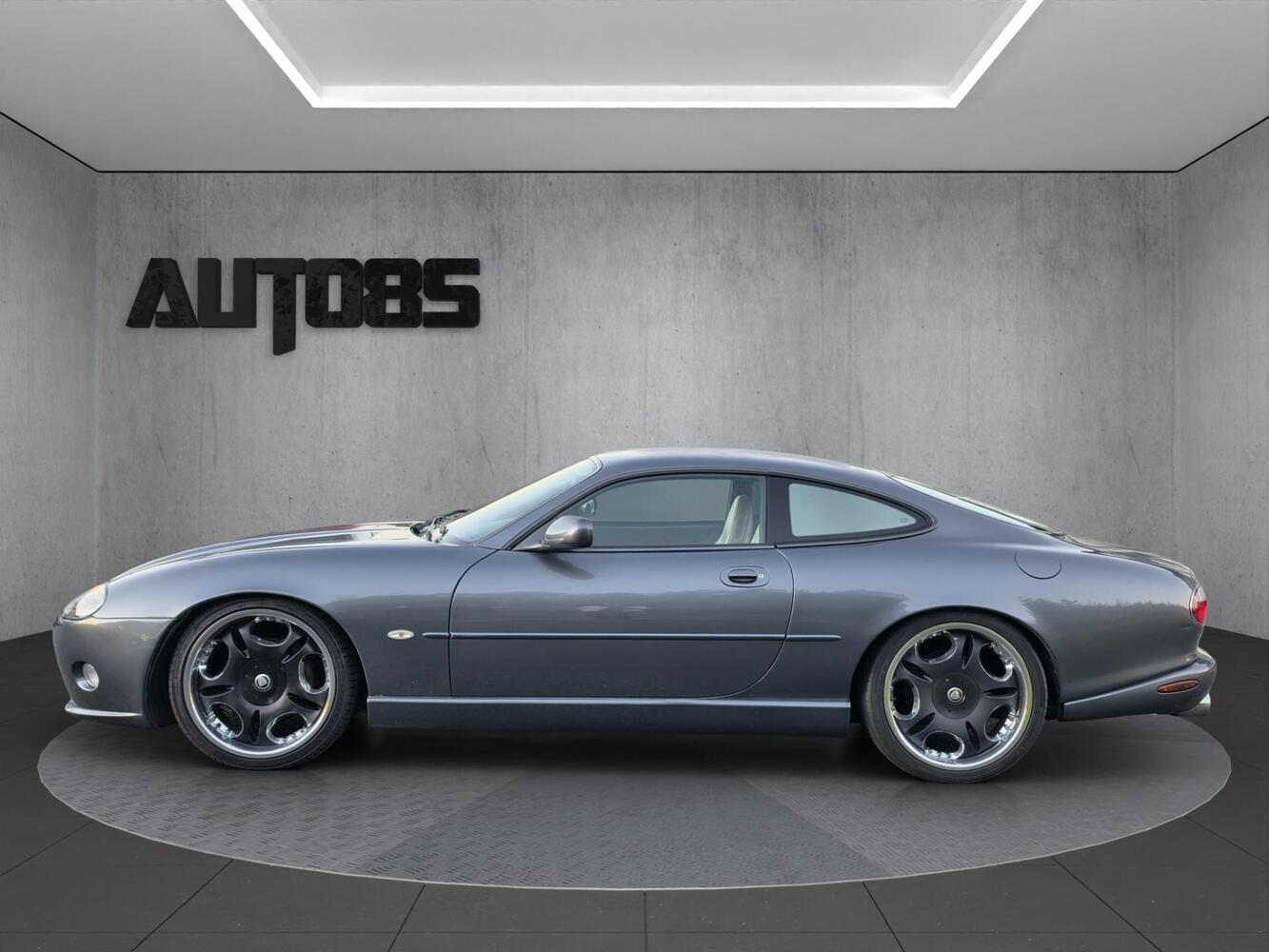 Jaguar XK8 vaihtoauto