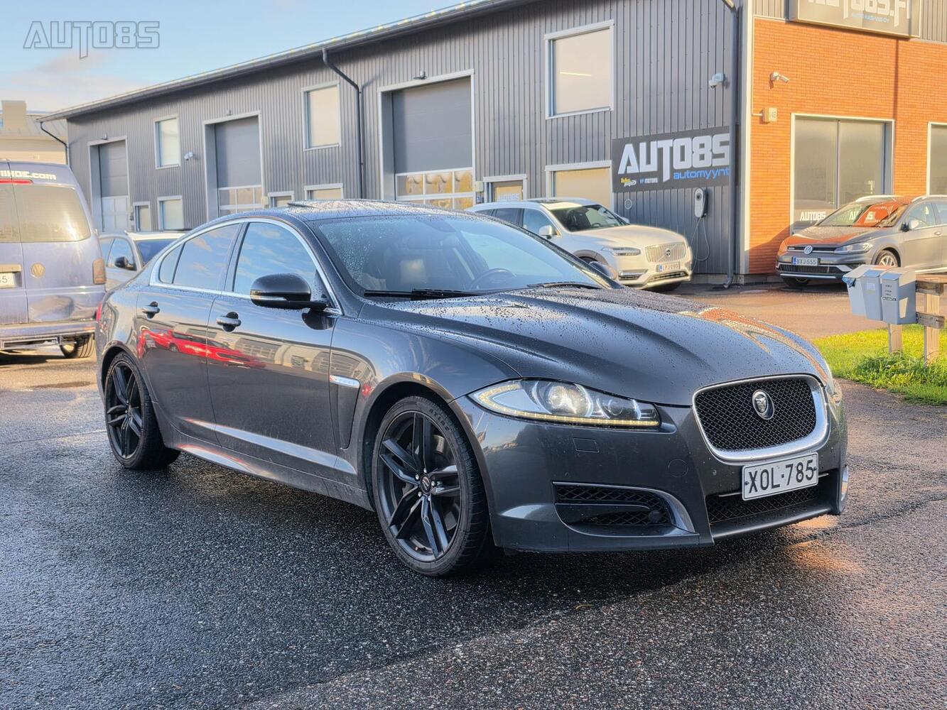 Jaguar XF vaihtoauto