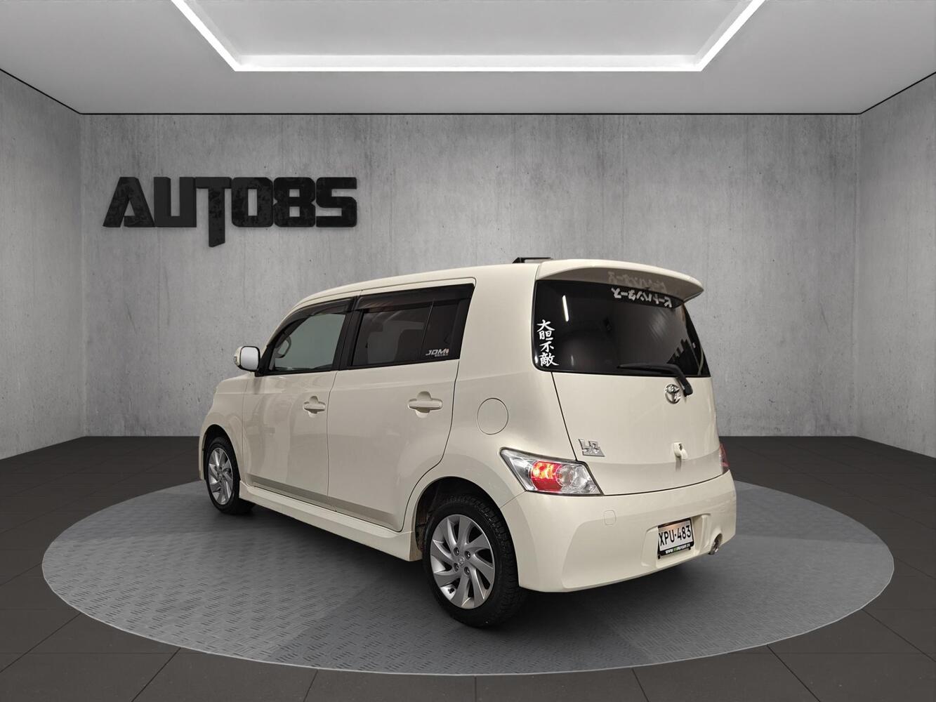 Toyota BB vaihtoauto