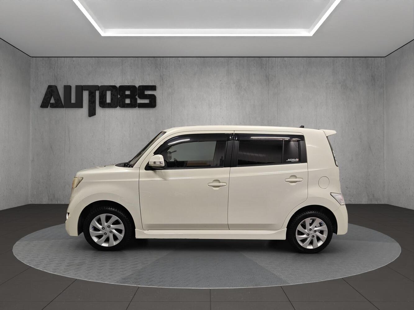 Toyota BB vaihtoauto