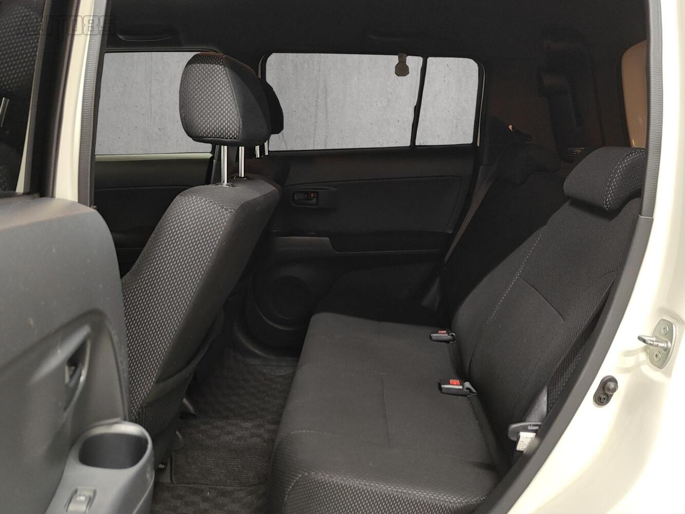 Toyota BB vaihtoauto