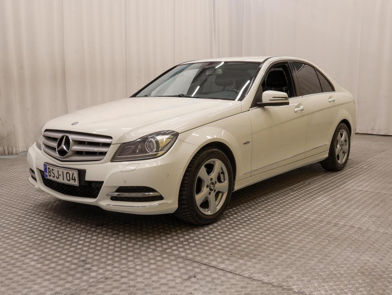 Mercedes-Benz C vaihtoauto