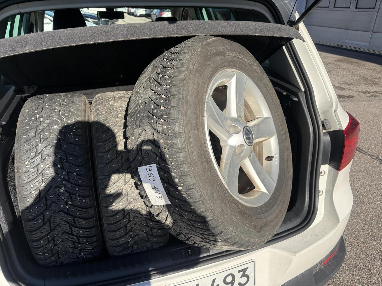 Volkswagen Tiguan vaihtoauto