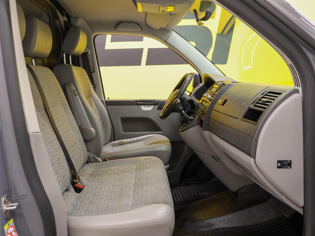 Volkswagen Transporter vaihtoauto