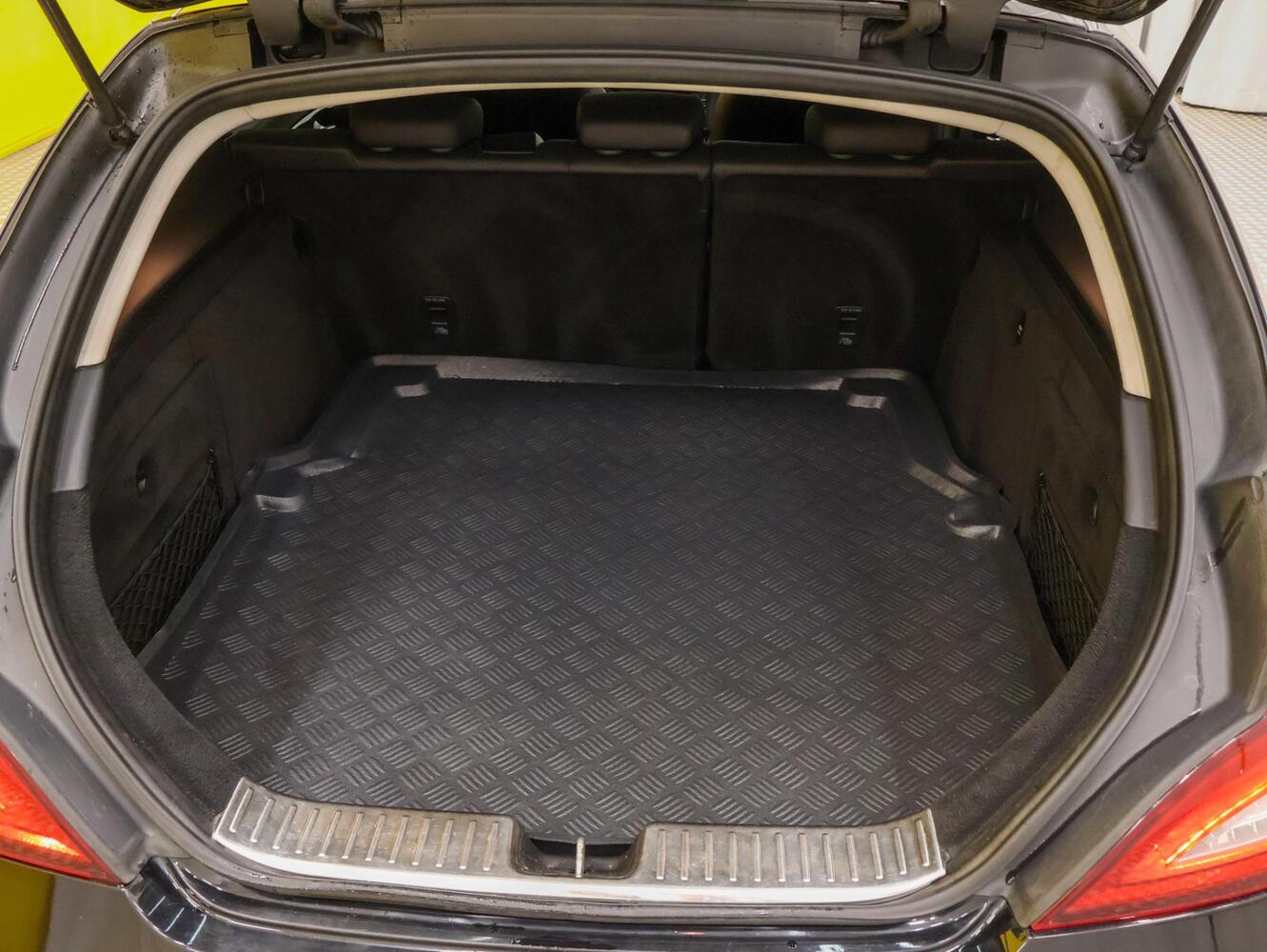 Mercedes-Benz CLS vaihtoauto
