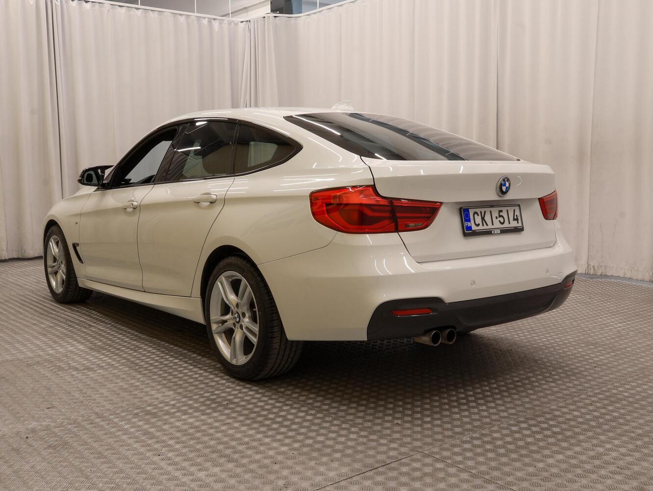 BMW 320 vaihtoauto