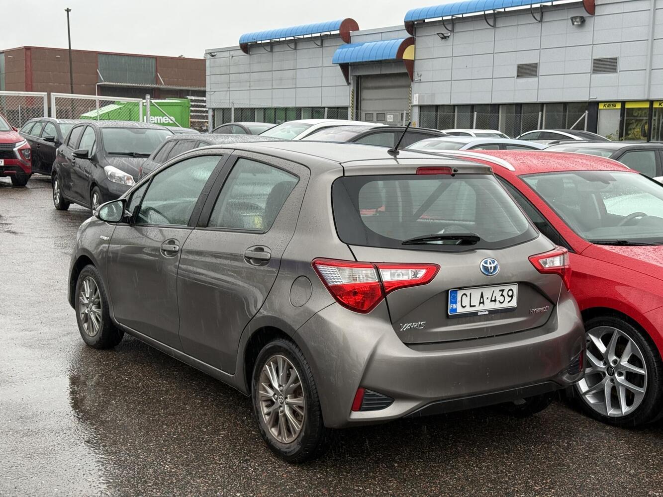Toyota Yaris vaihtoauto