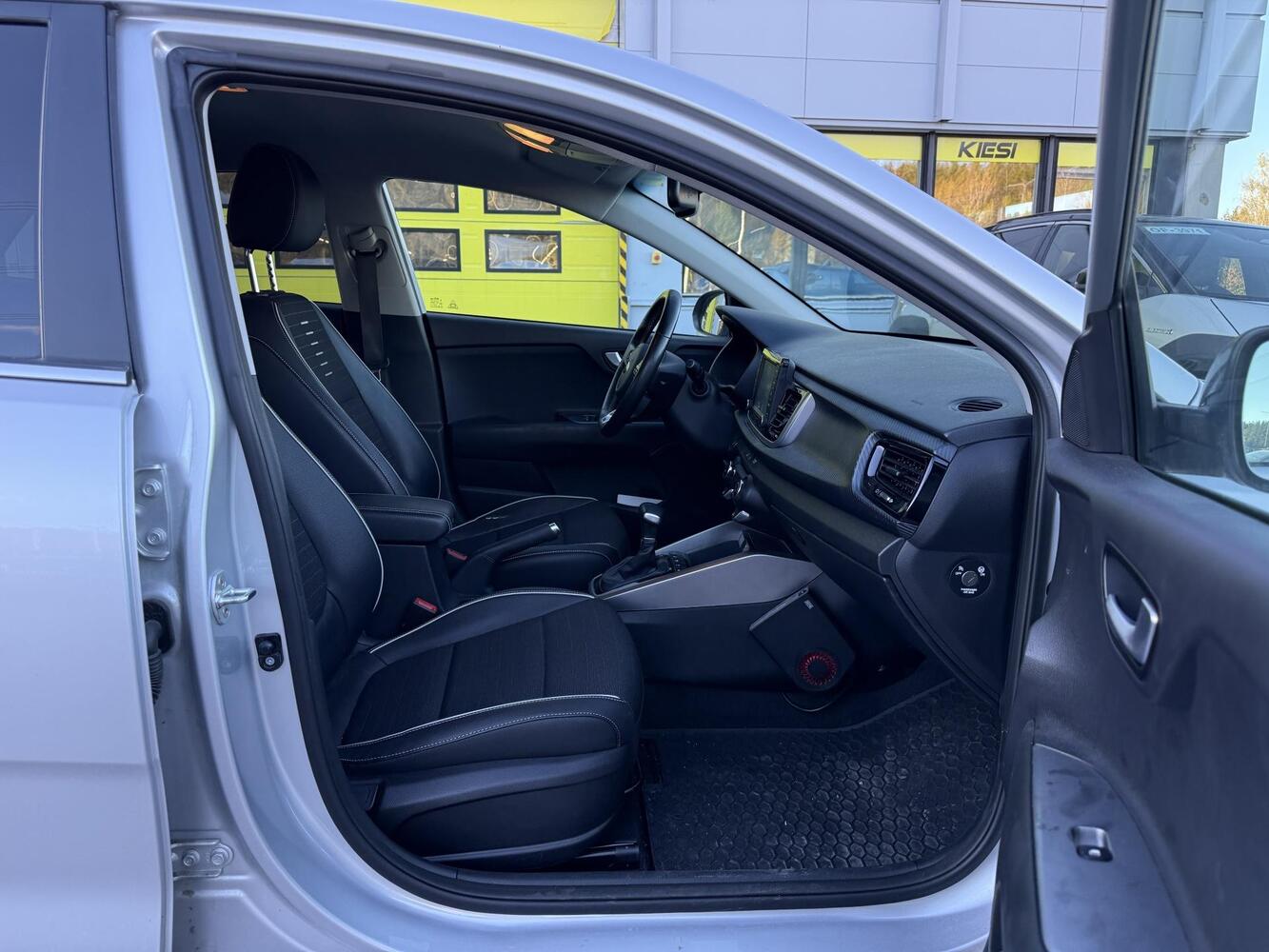 Kia Rio vaihtoauto