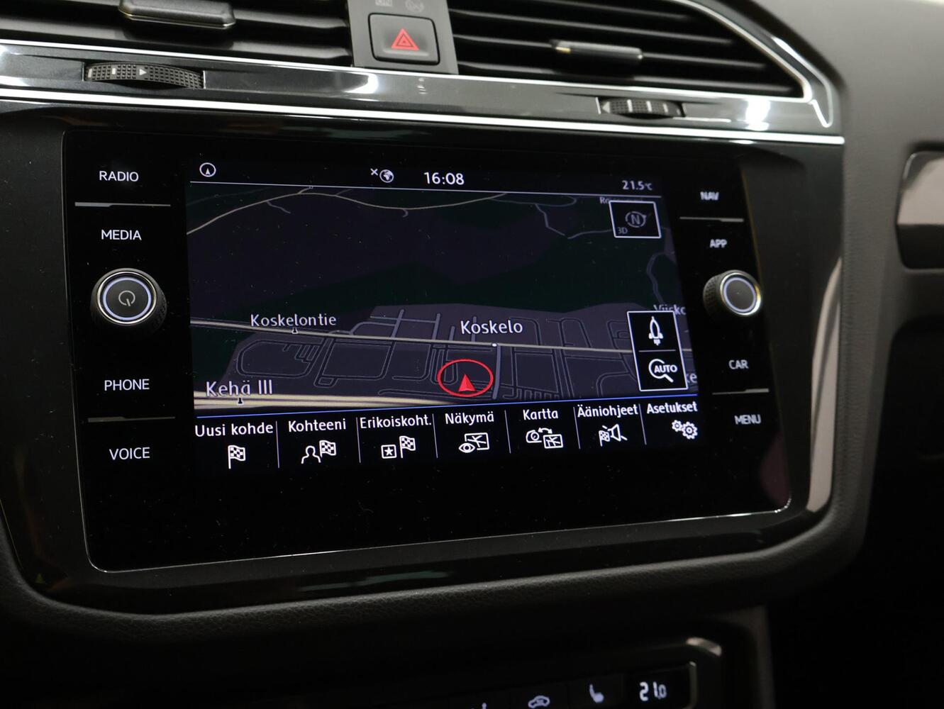 Volkswagen Tiguan vaihtoauto