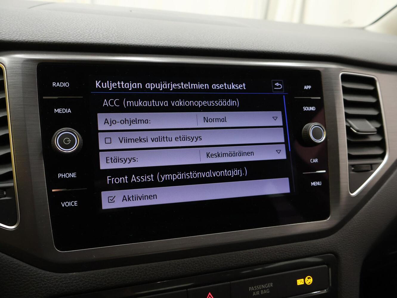 Volkswagen Golf Sportsvan vaihtoauto