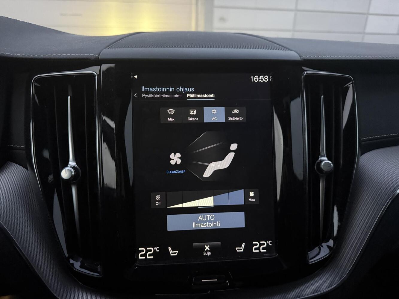 Volvo XC60 vaihtoauto