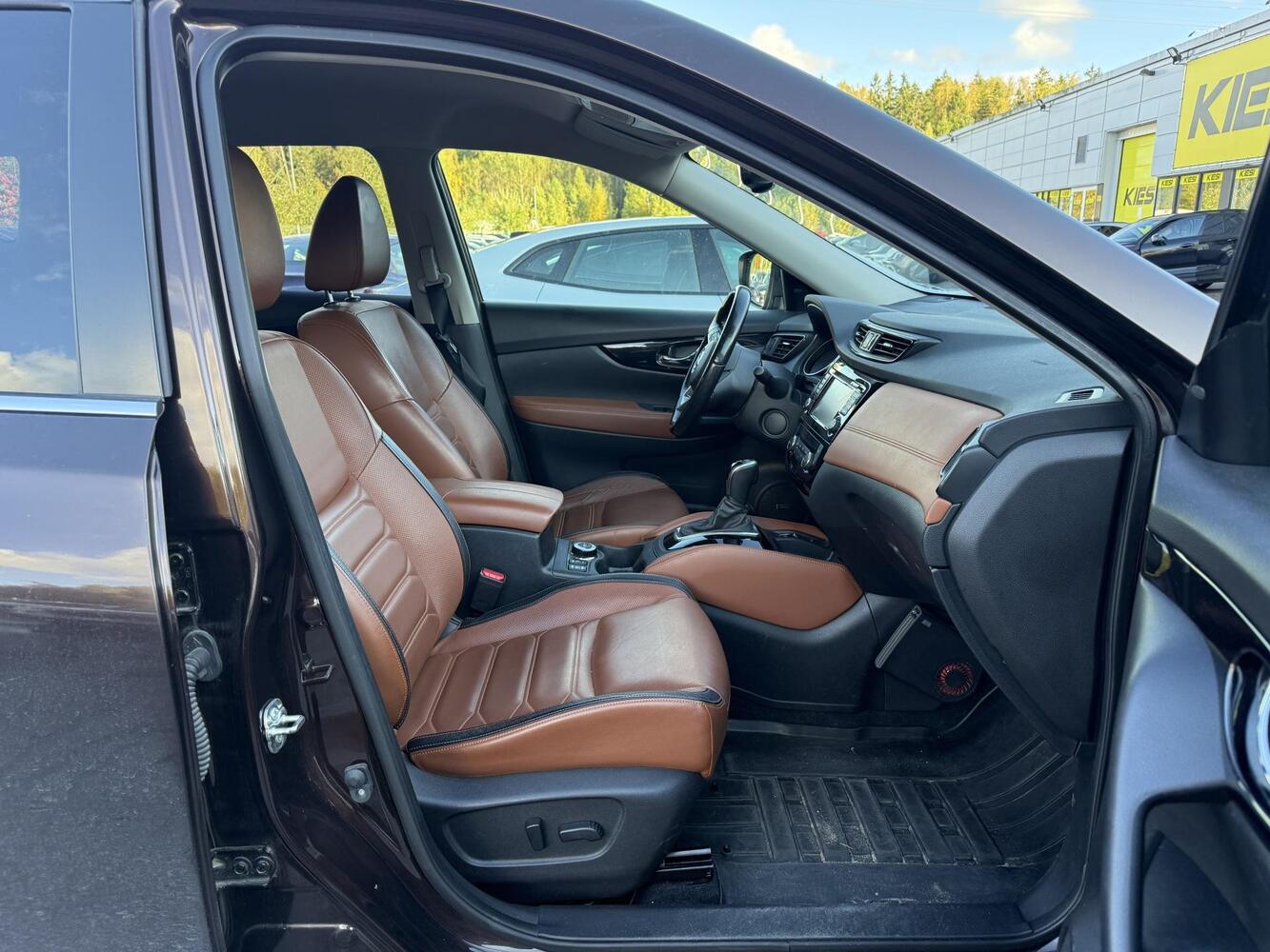 Nissan X-Trail vaihtoauto