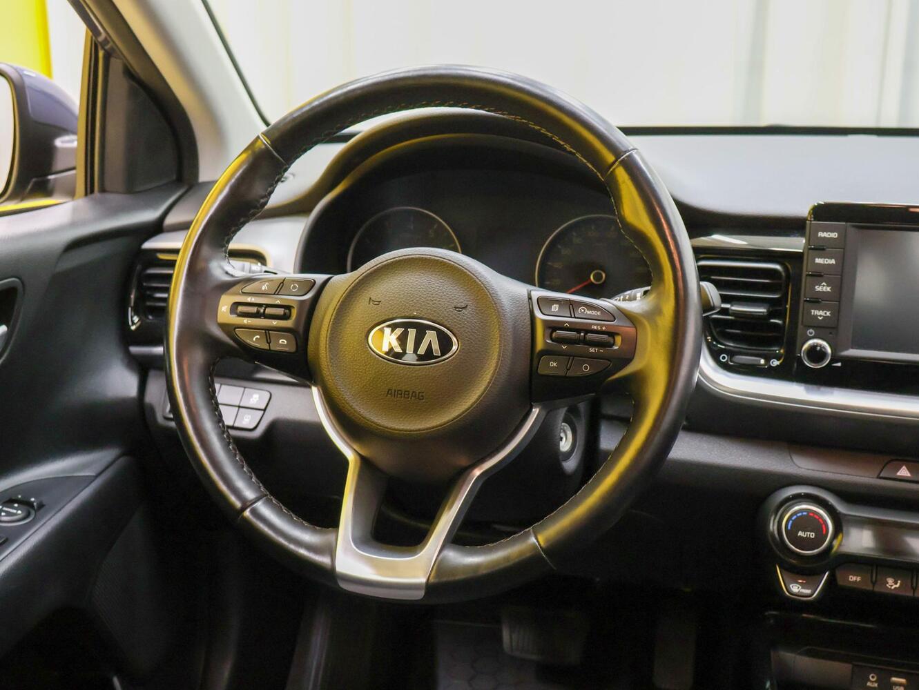 Kia Stonic vaihtoauto