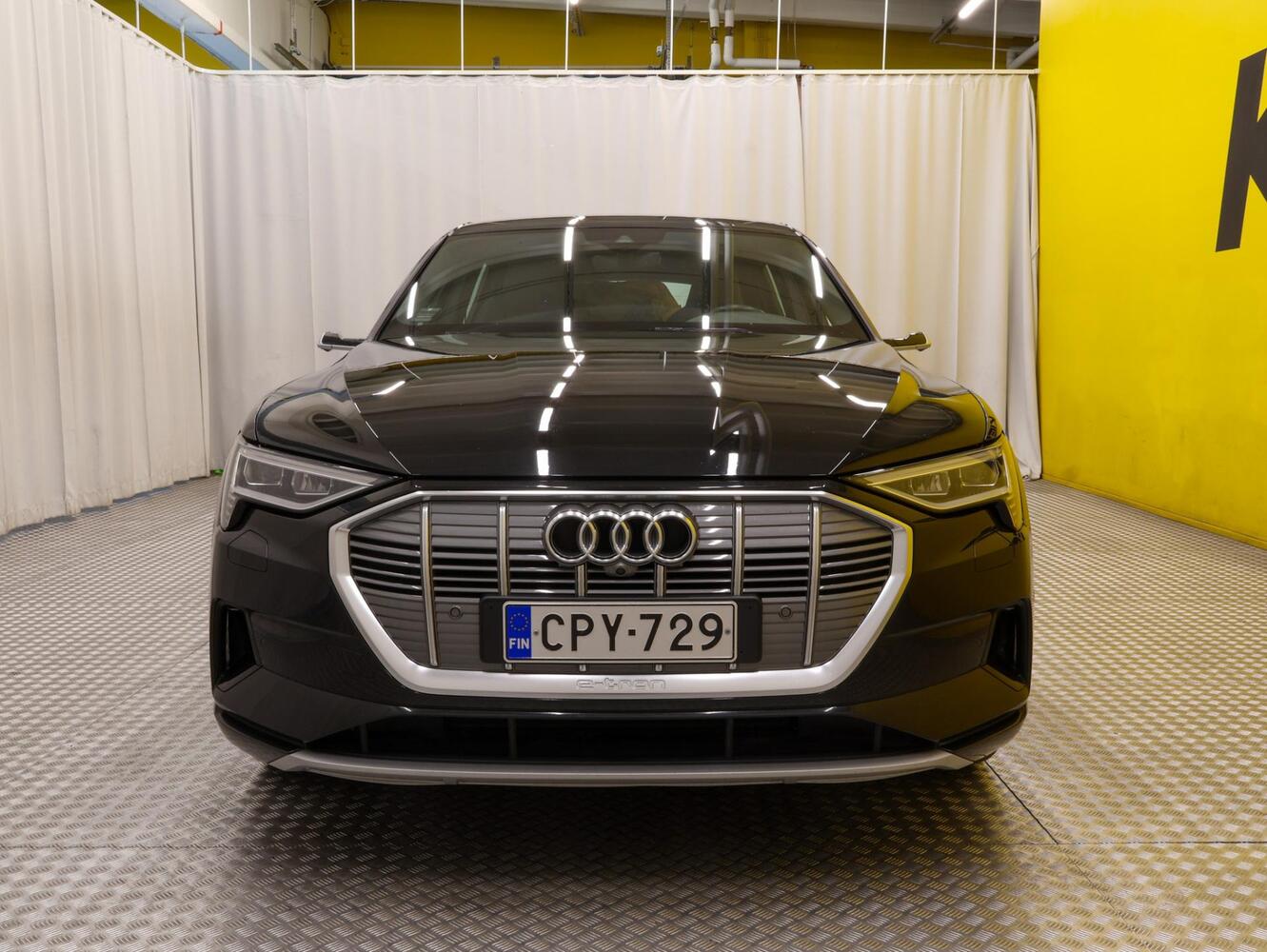 Audi e-tron vaihtoauto