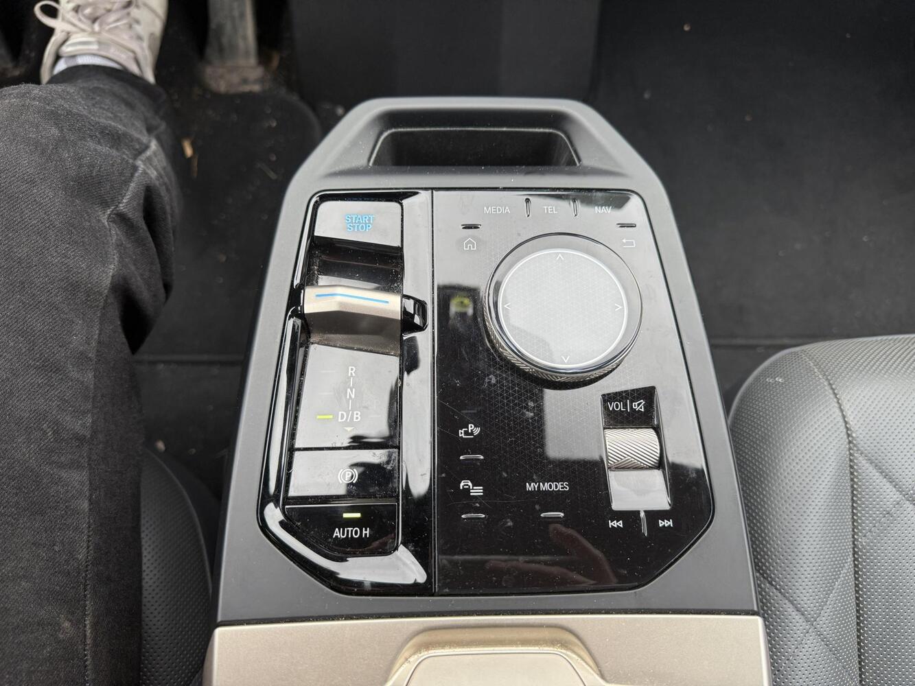 BMW iX vaihtoauto