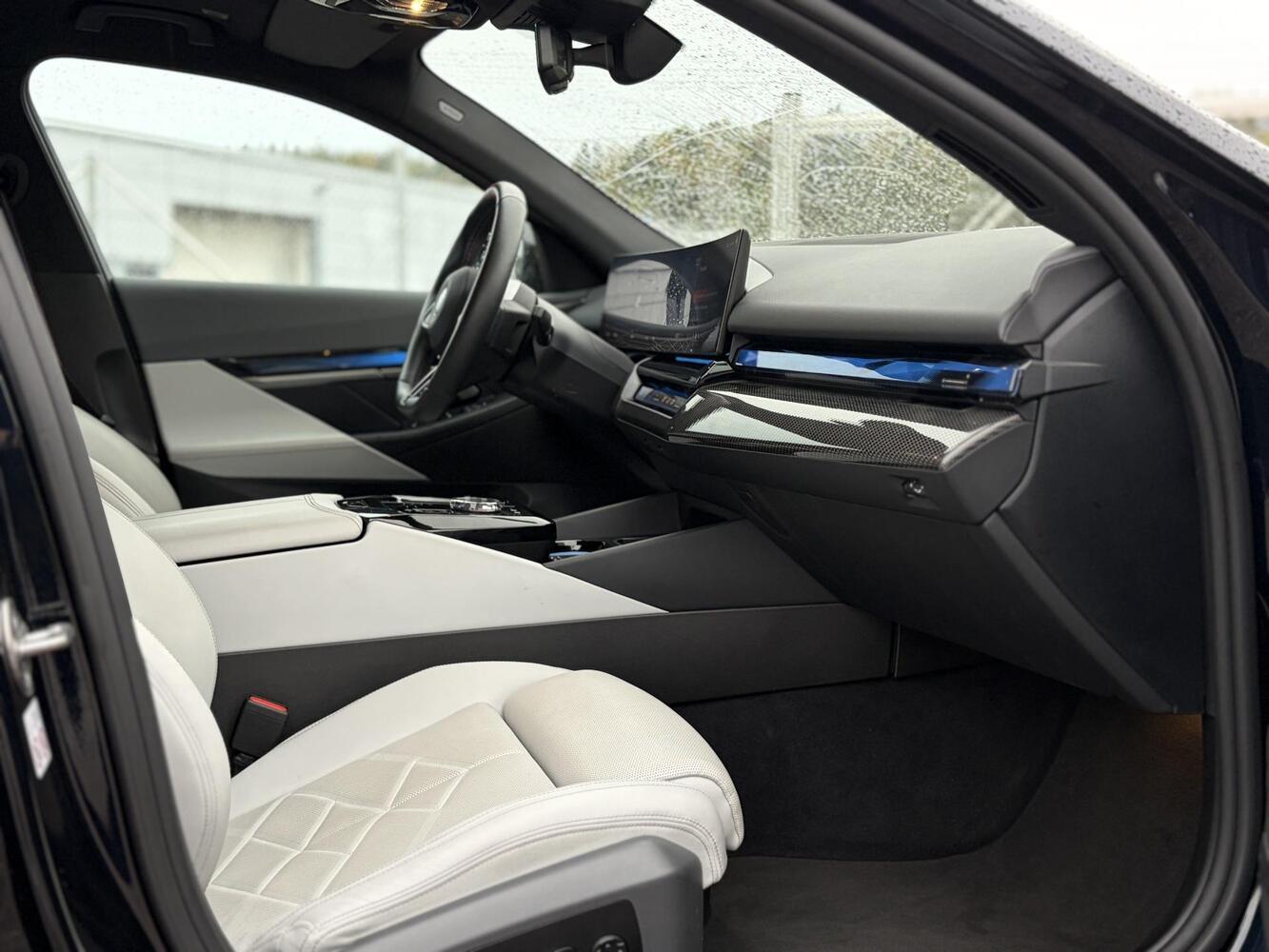 BMW i5 M60 vaihtoauto