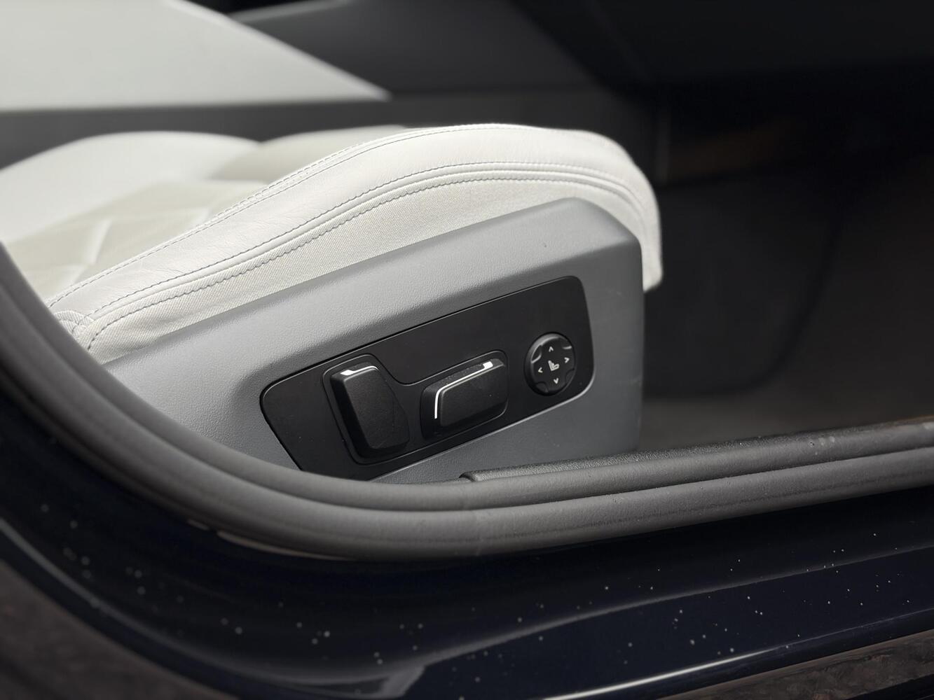 BMW i5 M60 vaihtoauto