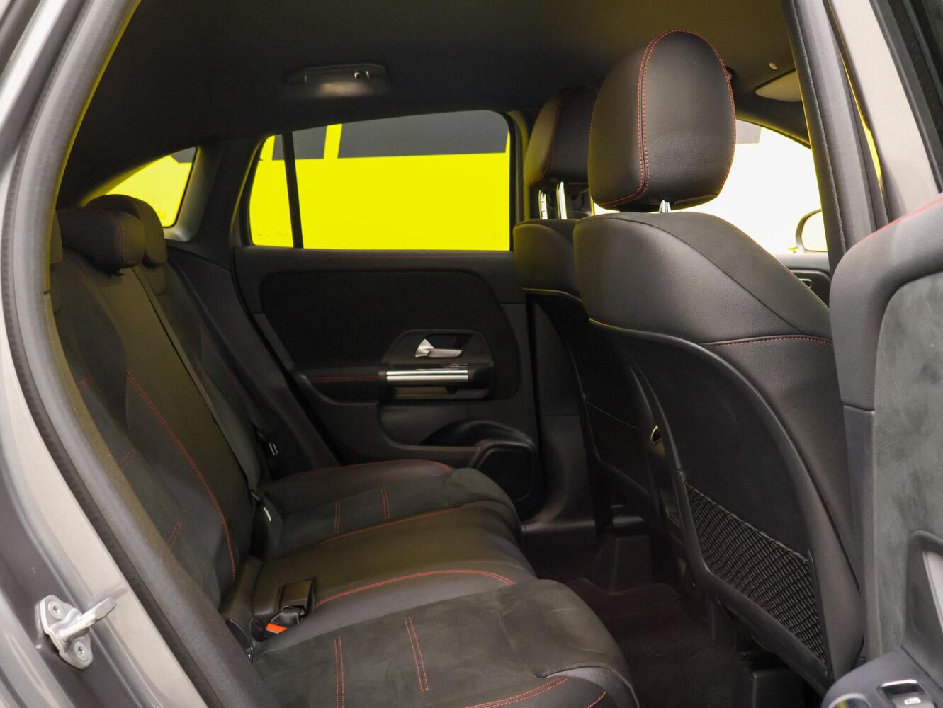 Mercedes-Benz GLA vaihtoauto