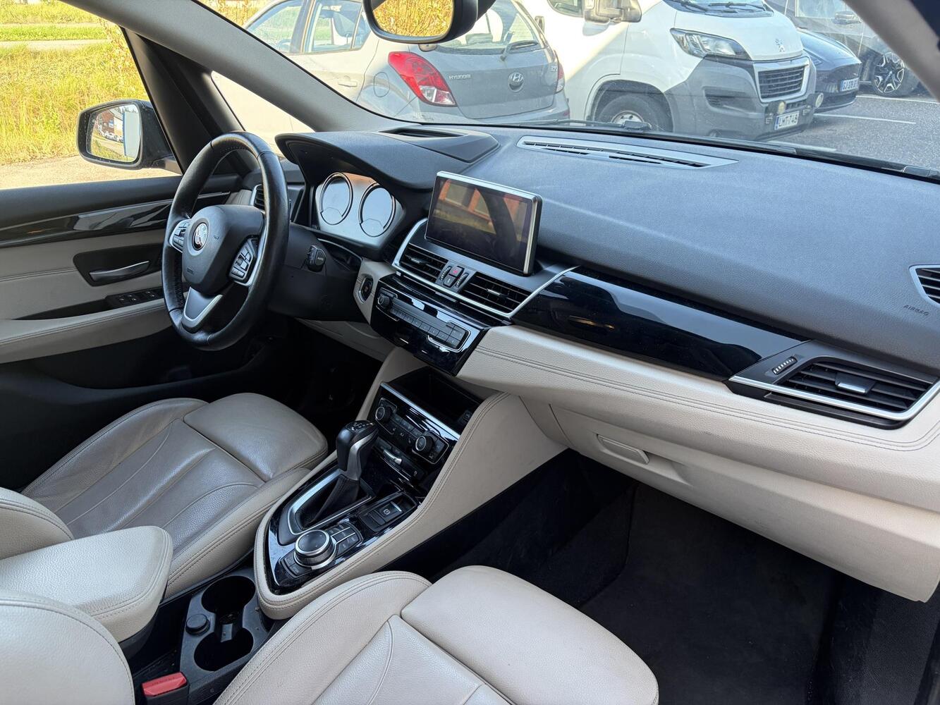 BMW 225 vaihtoauto