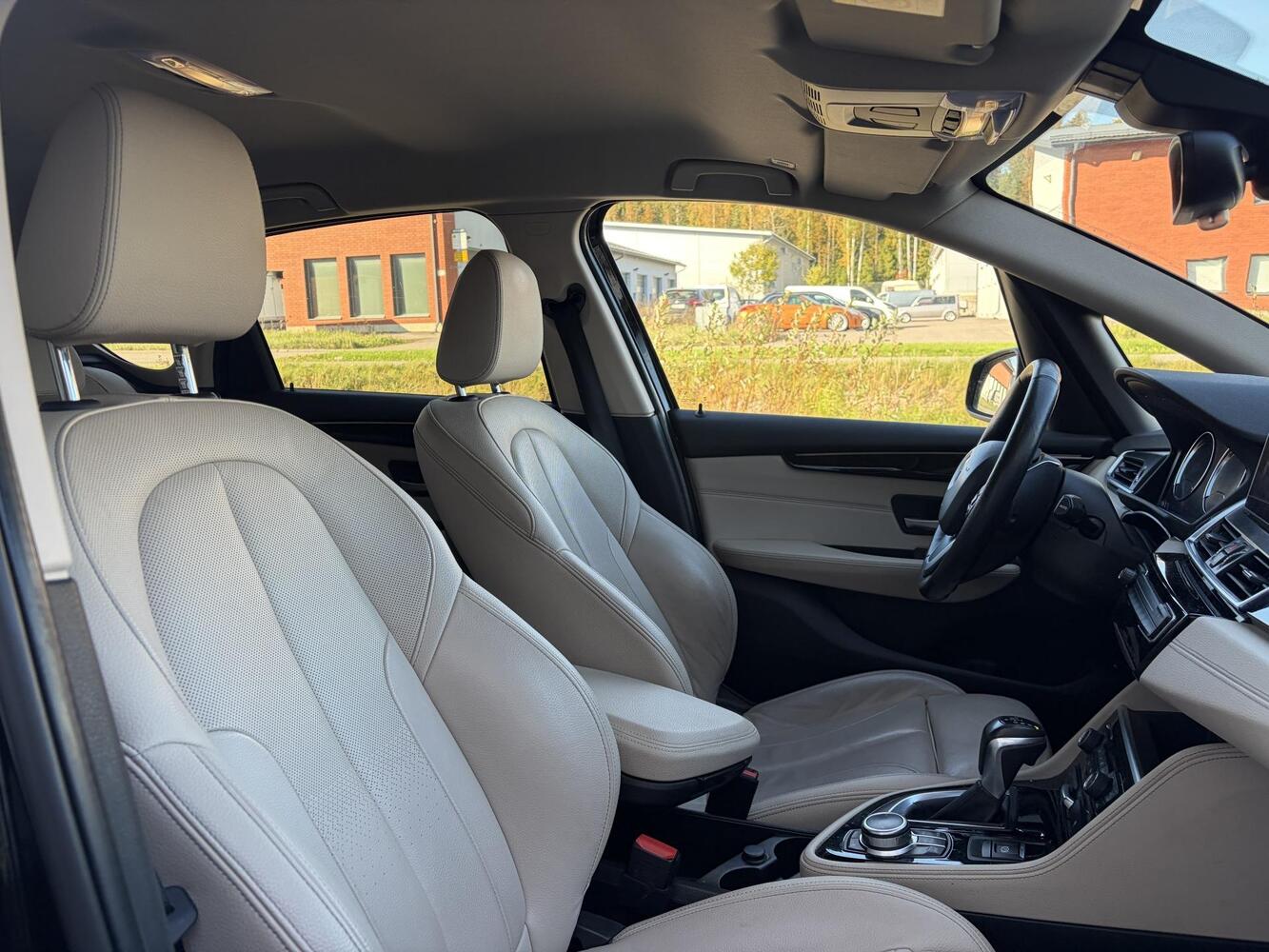 BMW 225 vaihtoauto