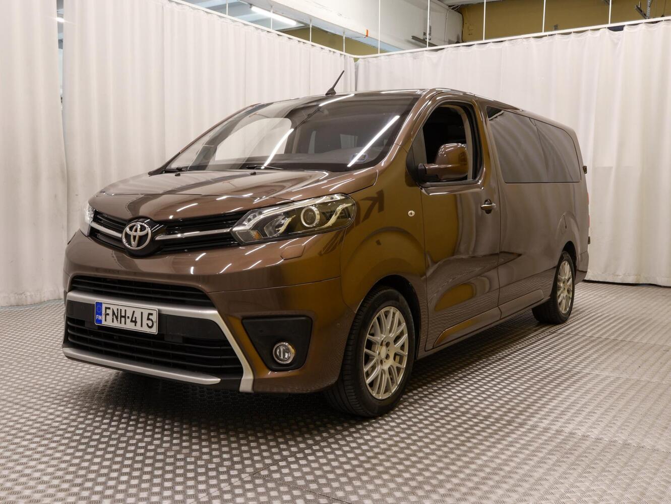 Toyota Proace Verso vaihtoauto
