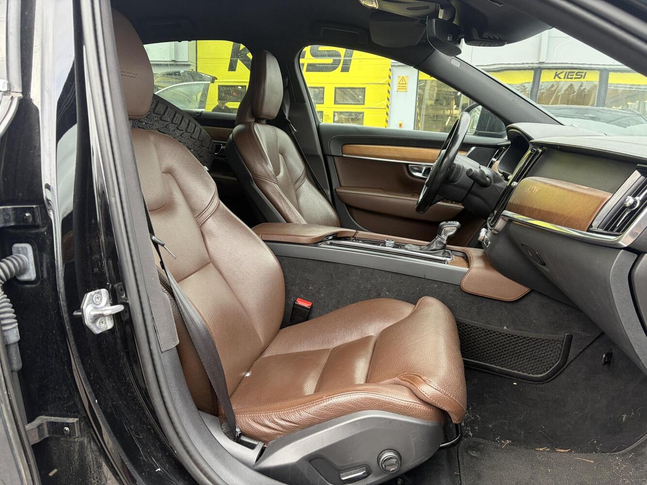 Volvo S90 vaihtoauto