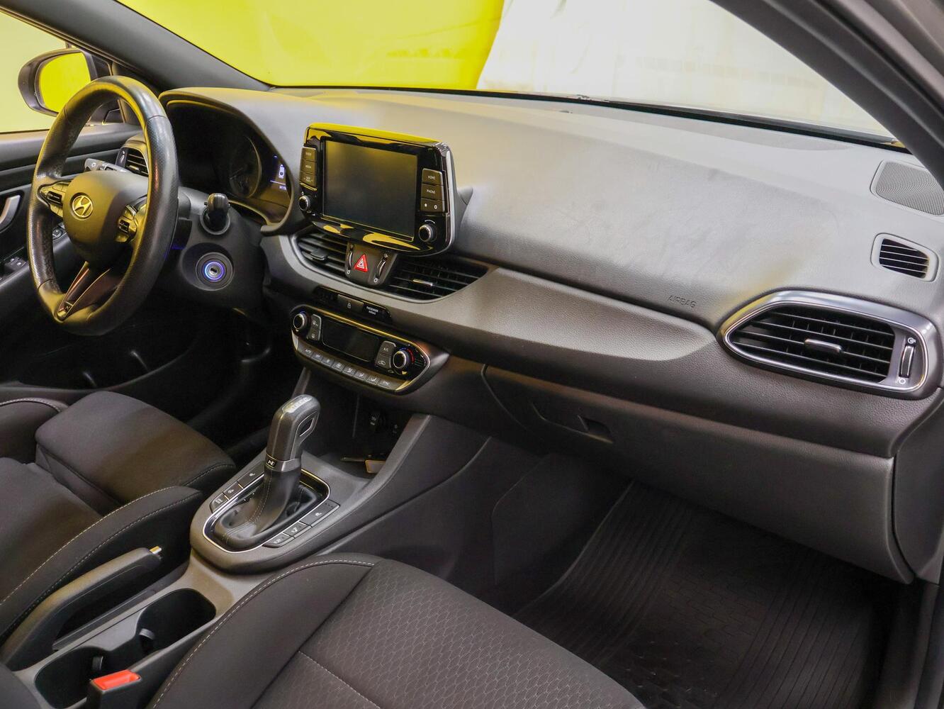 Hyundai i30 Fastback vaihtoauto