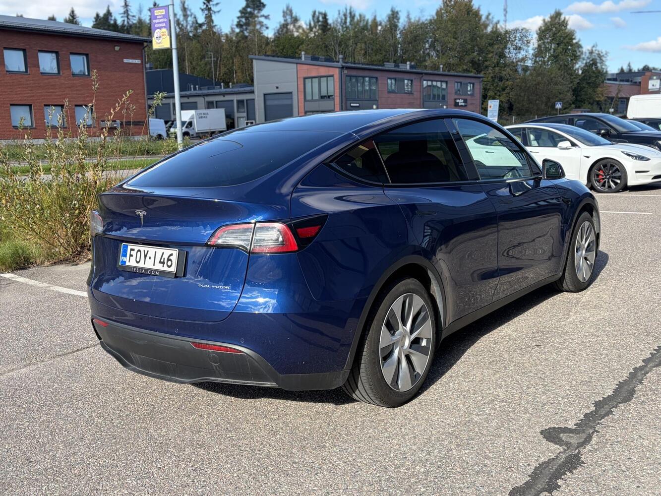 Tesla Model Y vaihtoauto