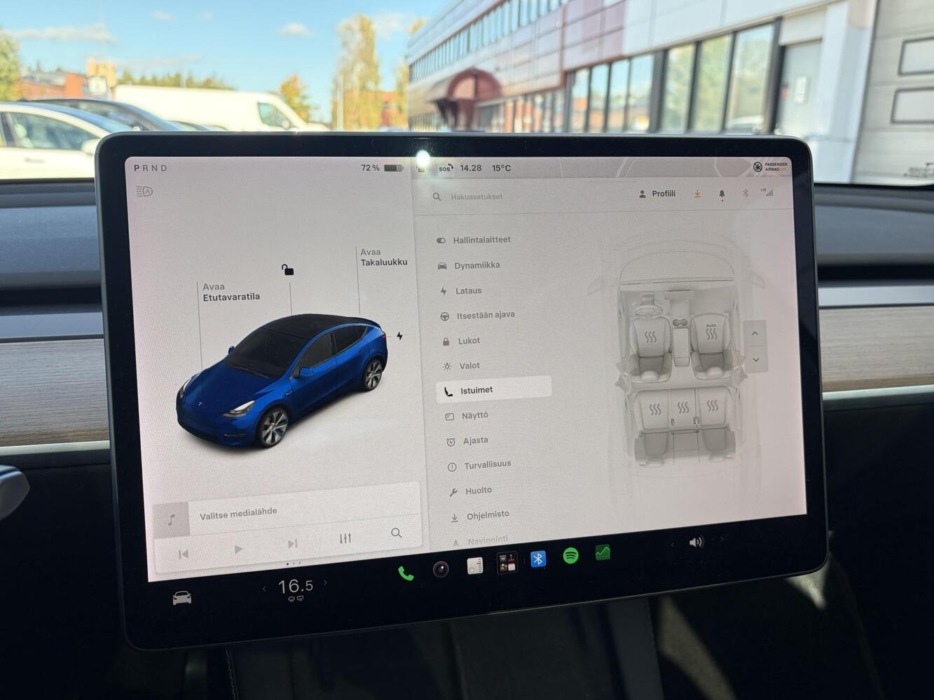 Tesla Model Y vaihtoauto