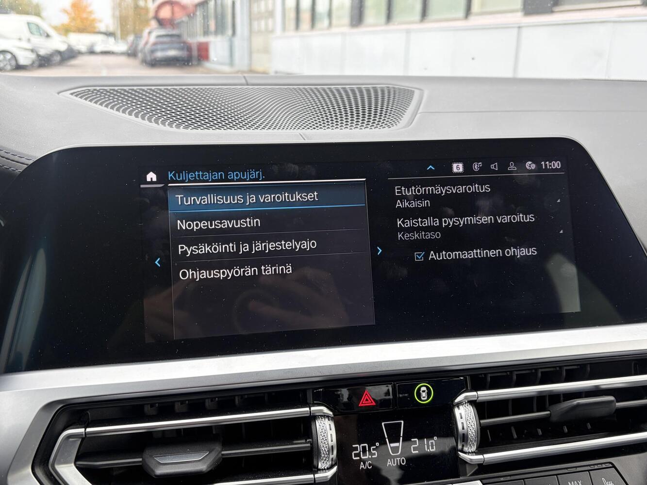 BMW 330 vaihtoauto