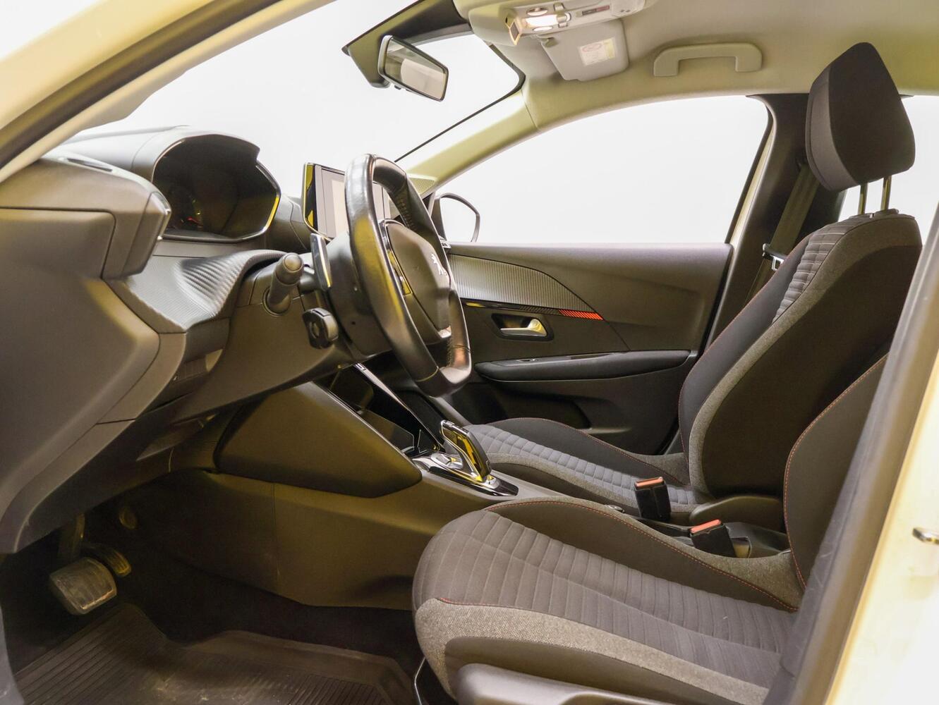 Peugeot 208 vaihtoauto