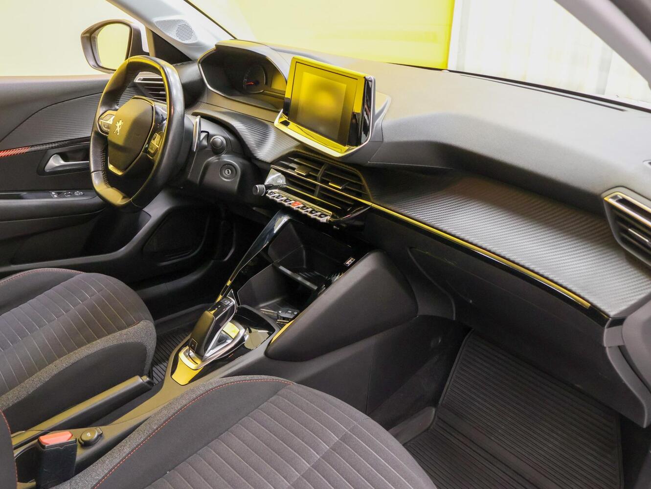 Peugeot 208 vaihtoauto