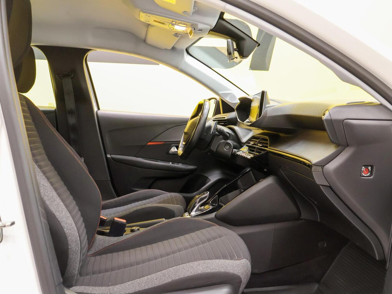 Peugeot 208 vaihtoauto