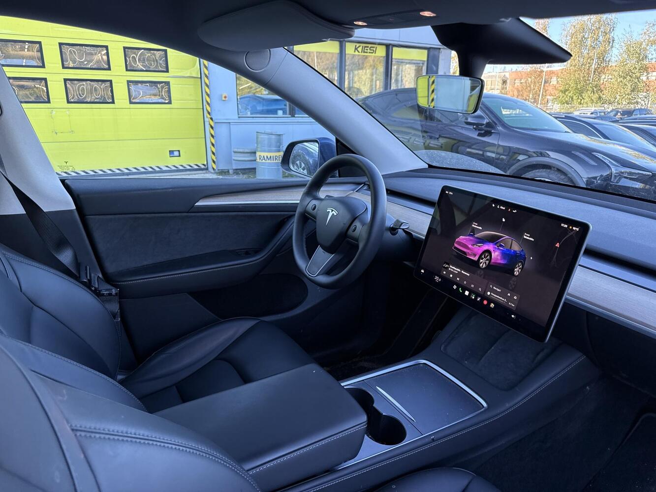 Tesla Model Y vaihtoauto