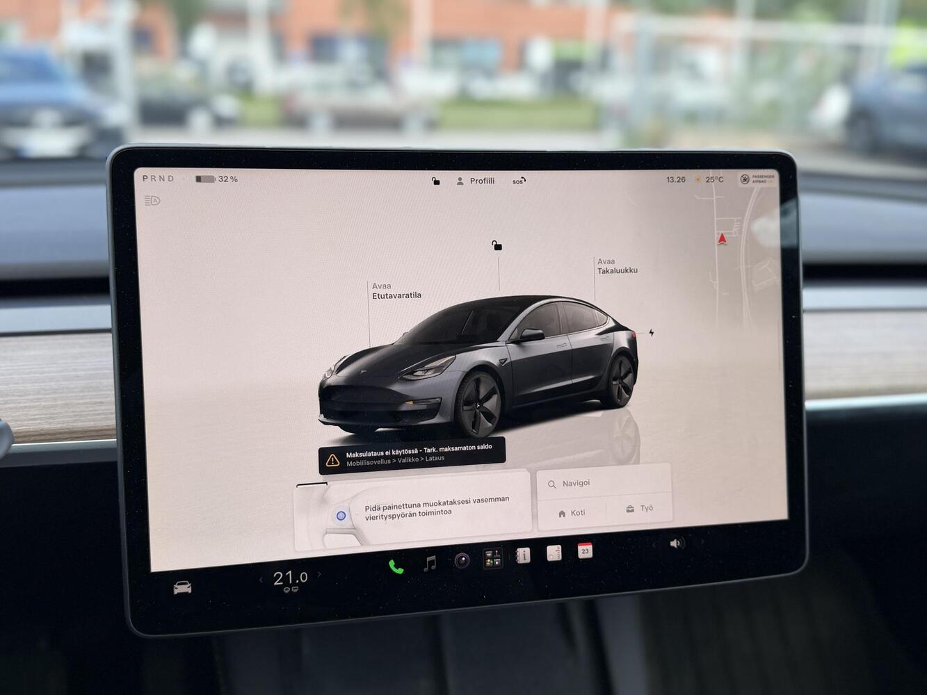 Tesla Model 3 vaihtoauto