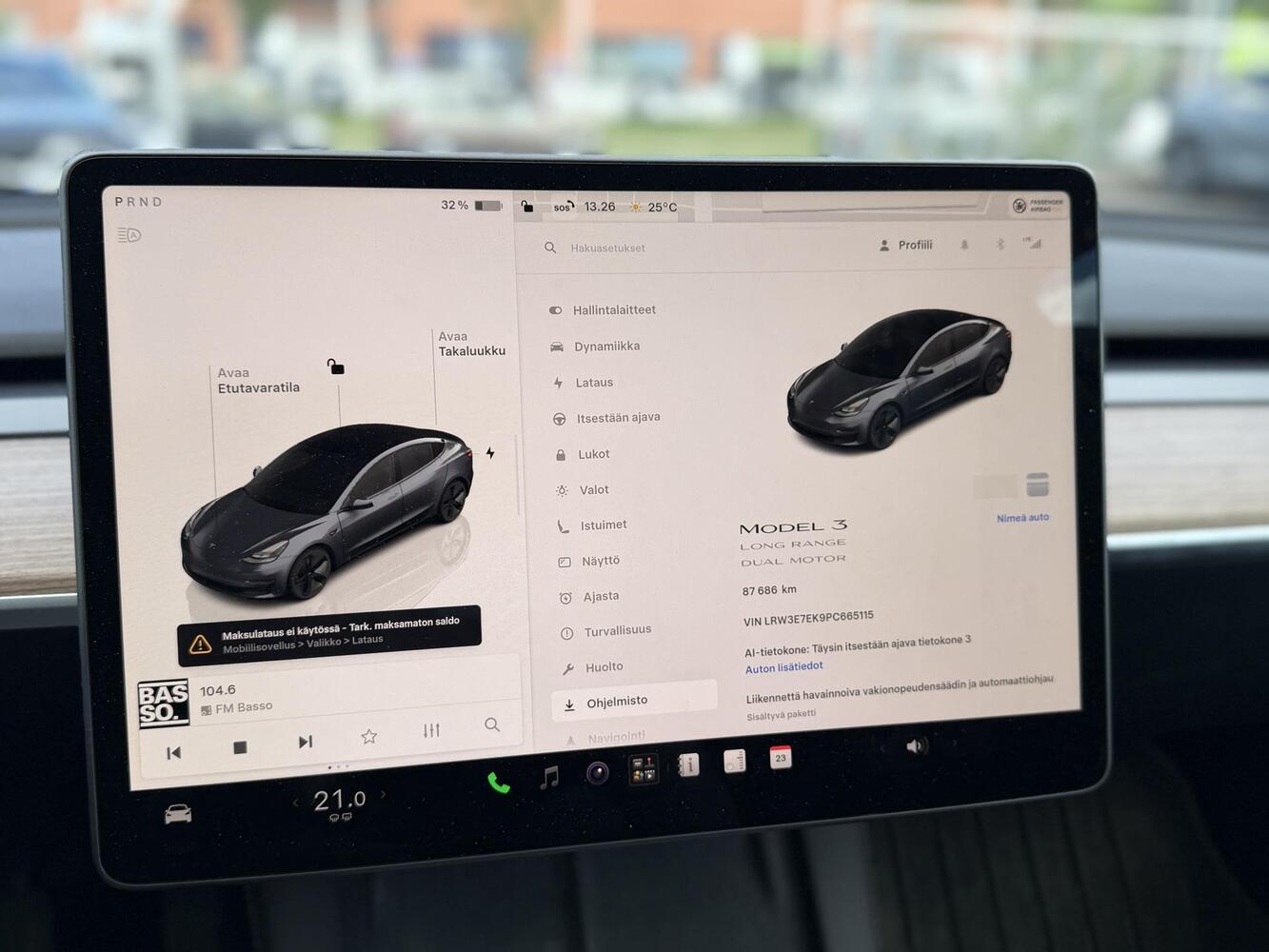 Tesla Model 3 vaihtoauto