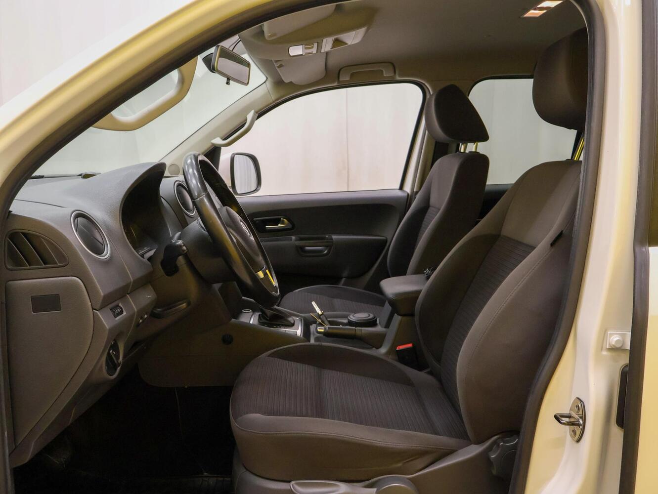 Volkswagen Amarok vaihtoauto