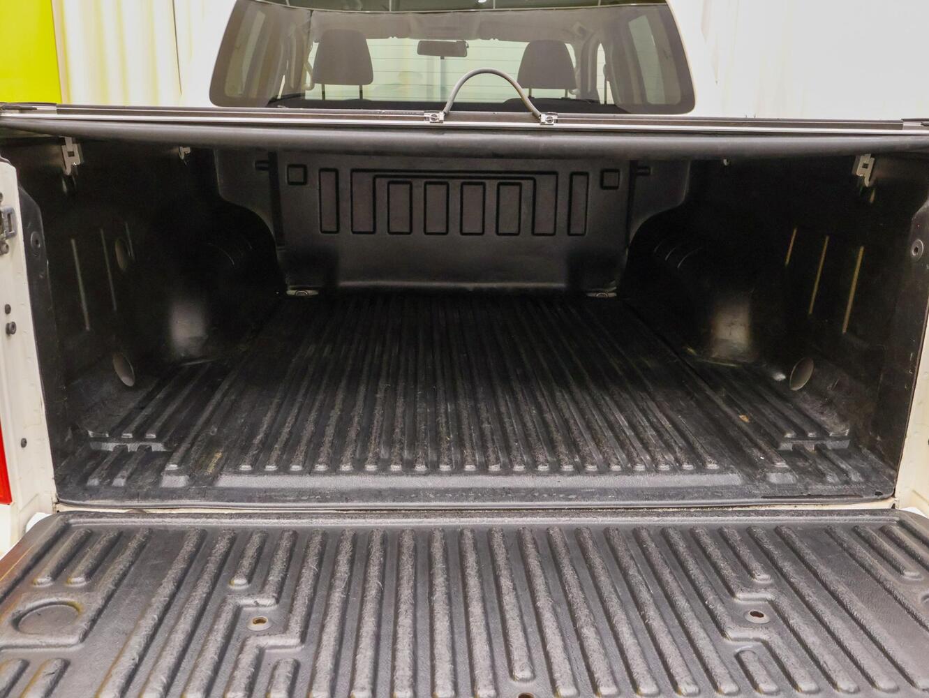 Volkswagen Amarok vaihtoauto