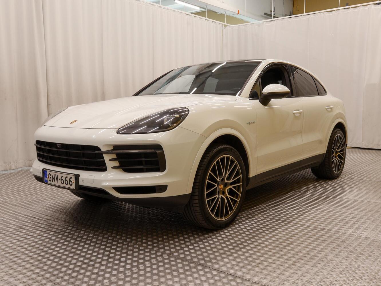 Porsche Cayenne vaihtoauto