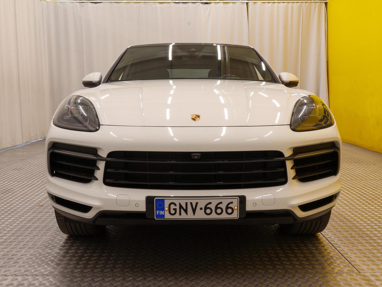 Porsche Cayenne vaihtoauto